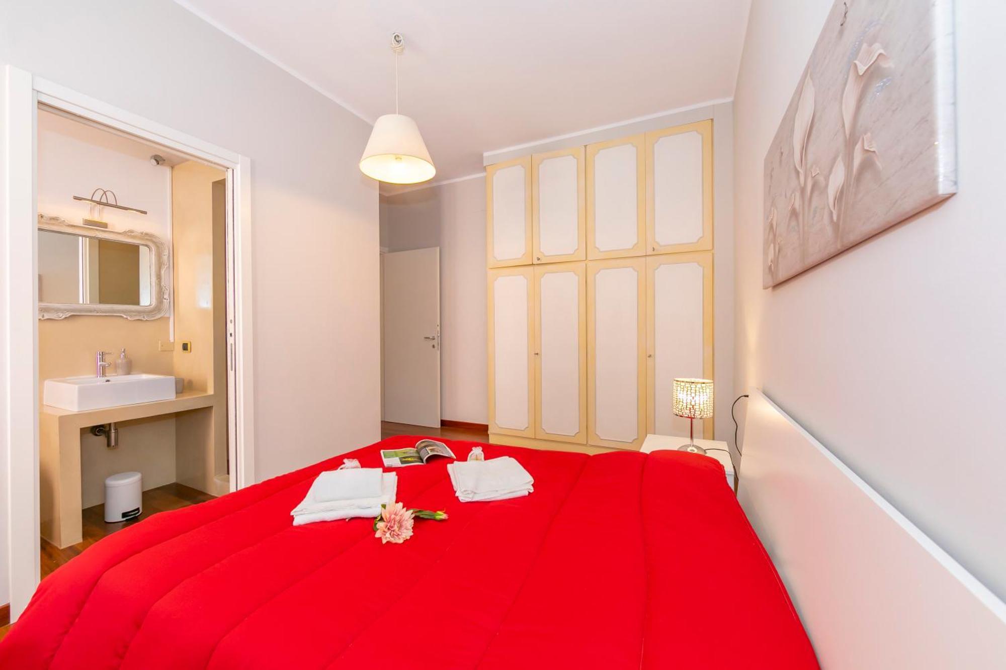 Appartamento Il Golfo Lake View - Happy Rentals Laveno Ngoại thất bức ảnh